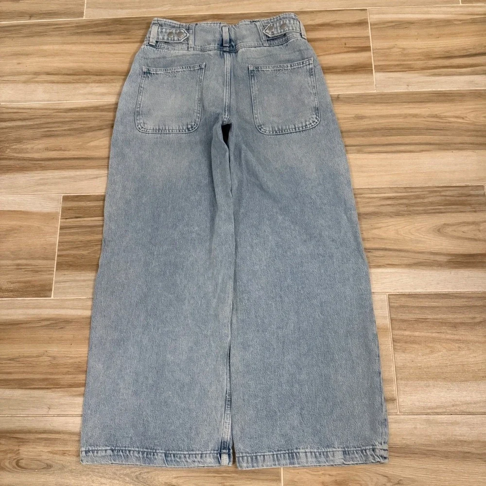 Free People We The Free Super Sweep Wide Leg Jeans Light Wash Blue Denim S - Picture 3 of 8